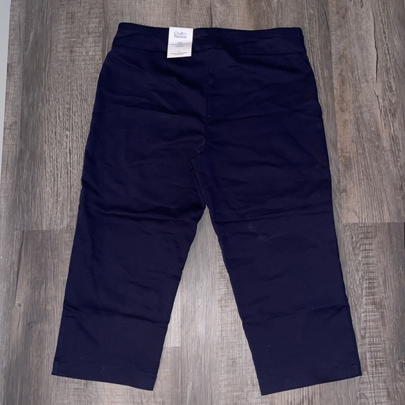 Capri pants - Picture 2 of 5